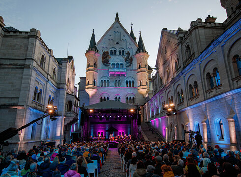 Neuschwansteinkonzerte 2025 im Schlosshof