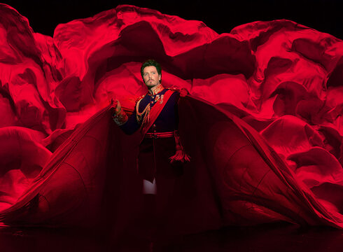 Szenenfoto mit dem Hauptdarsteller aus "Ludwig² - das Musical"