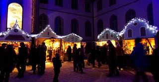 Romantischer Adventsmarkt in Füssen