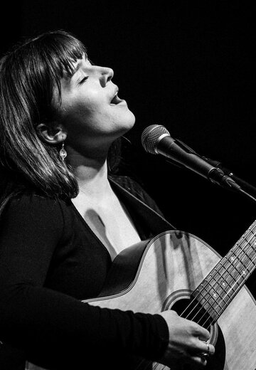 Veranstaltungsbild: Solo-Konzert mit Lotta St Joan
